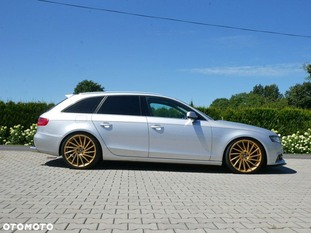 Audi A4 Avant - 9