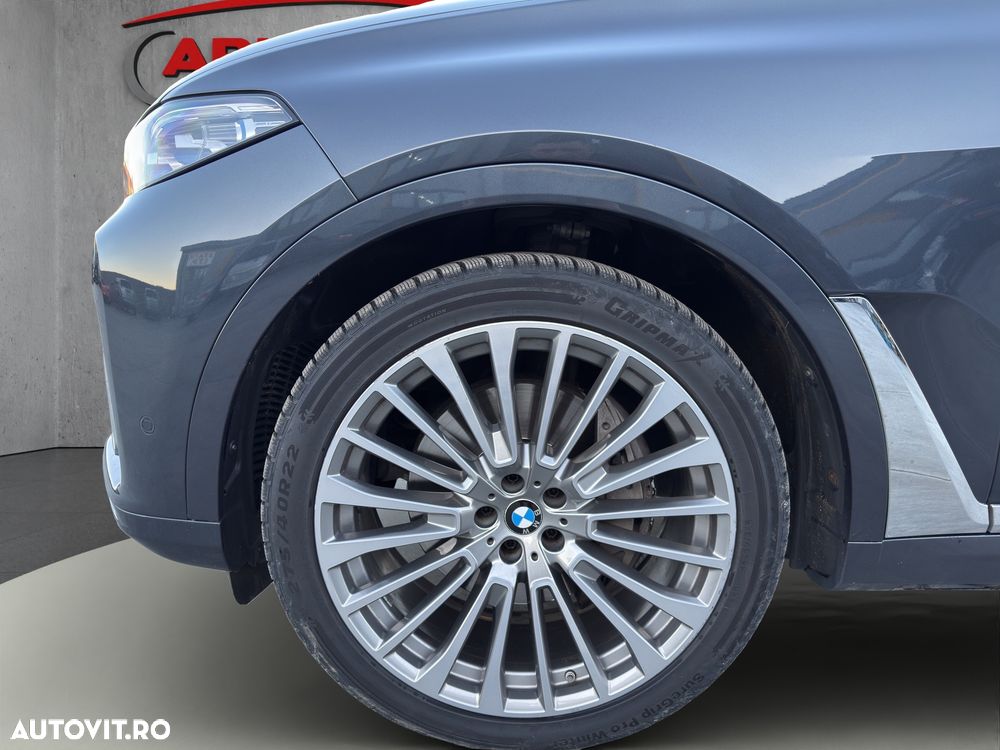 BMW X7 - 25