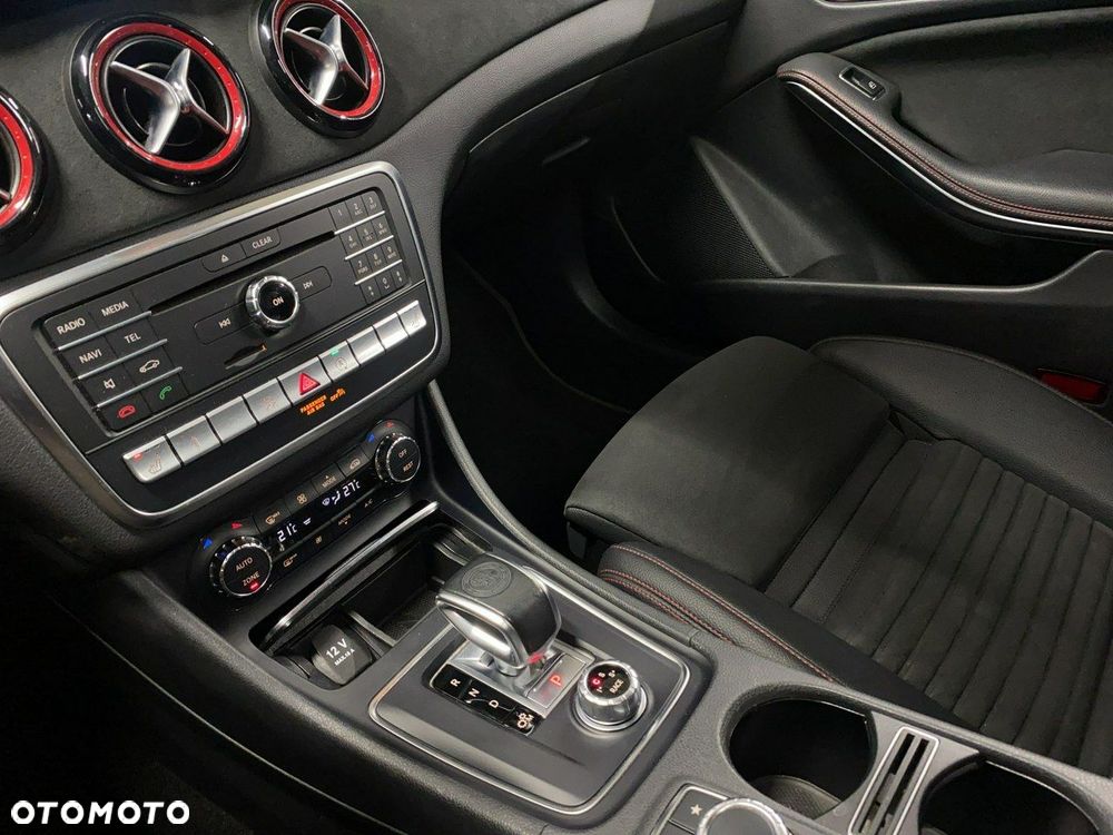 Mercedes-Benz CLA - 34