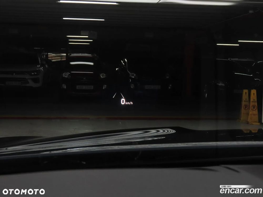 Genesis G70 - 17
