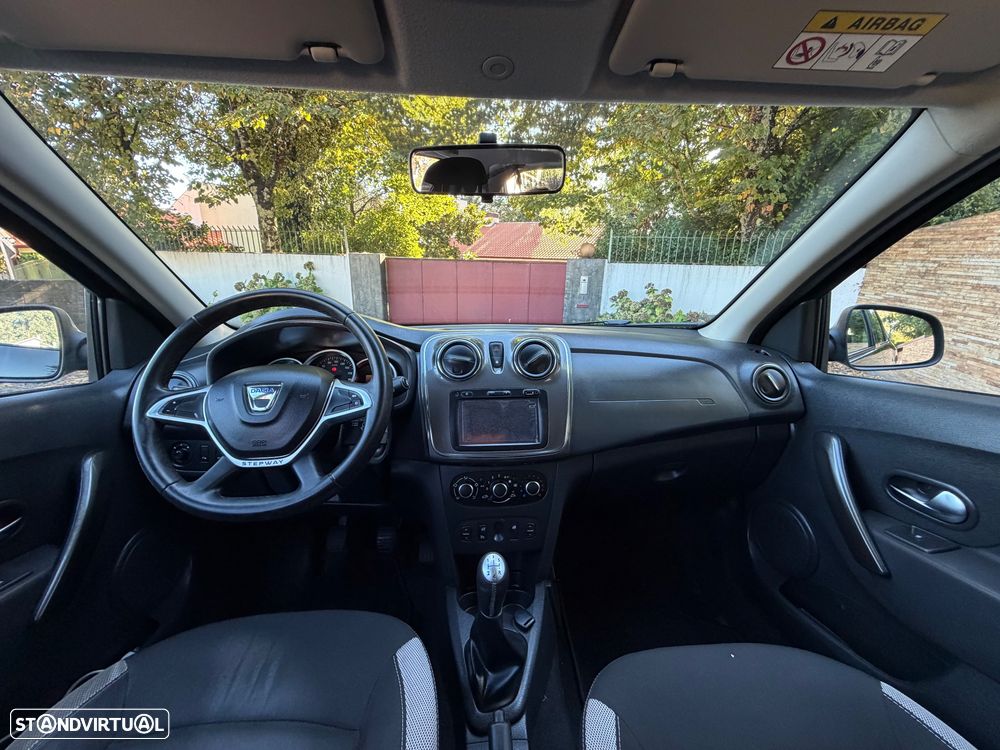 Dacia Sandero Stepway TCe 100 Prestige - 9