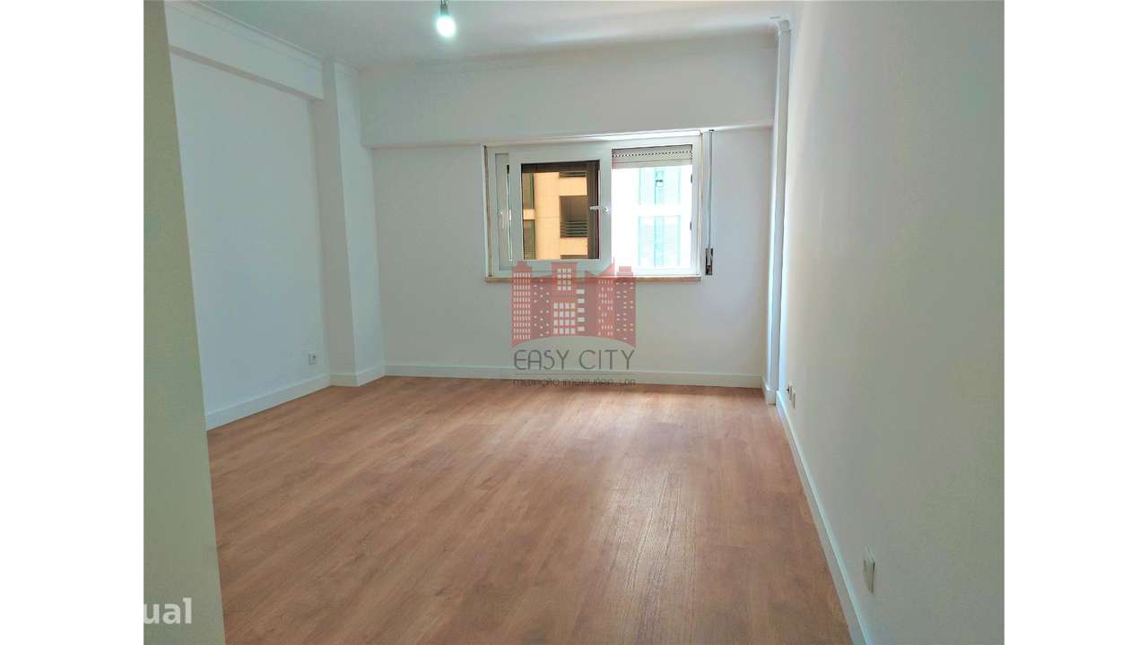 Apartamento T3 em Laranjeiras - Grande imagem: 3/35