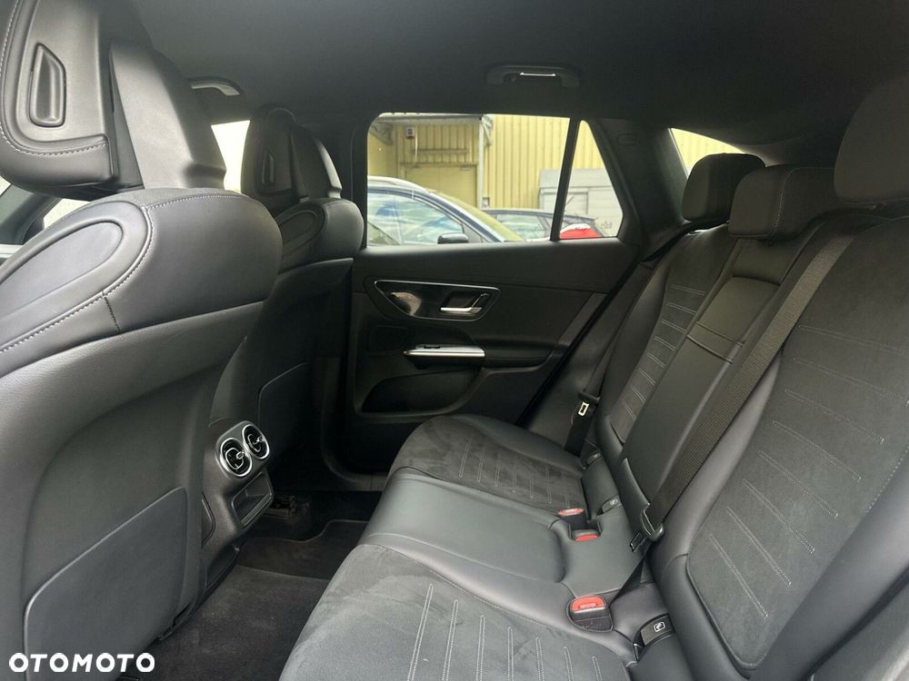 Mercedes-Benz GLC - 18