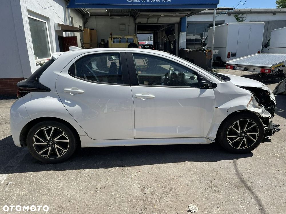 Toyota Yaris - 7