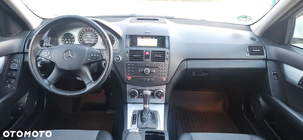 Mercedes-Benz Klasa C 180 BlueEFFICIENCY 7G-TRONIC Avantgarde - 6