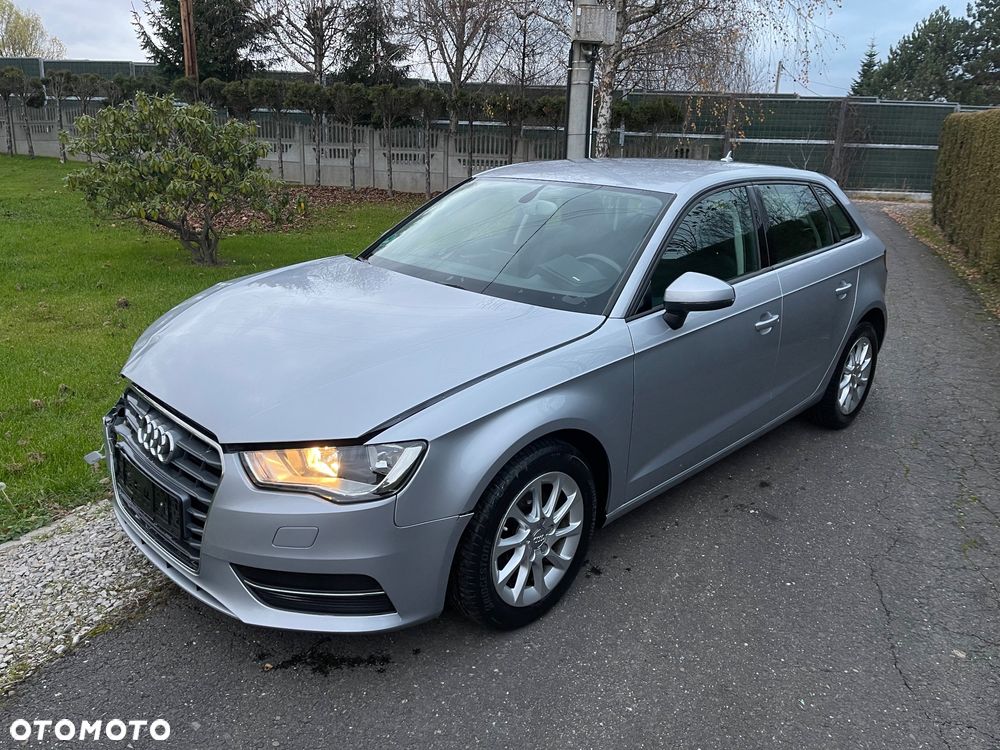Audi A3 Sportback 1.6 TDI Sport - 2