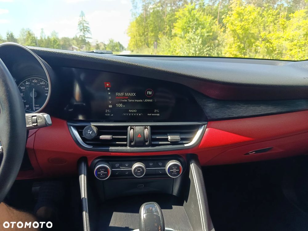 Alfa Romeo Giulia - 14