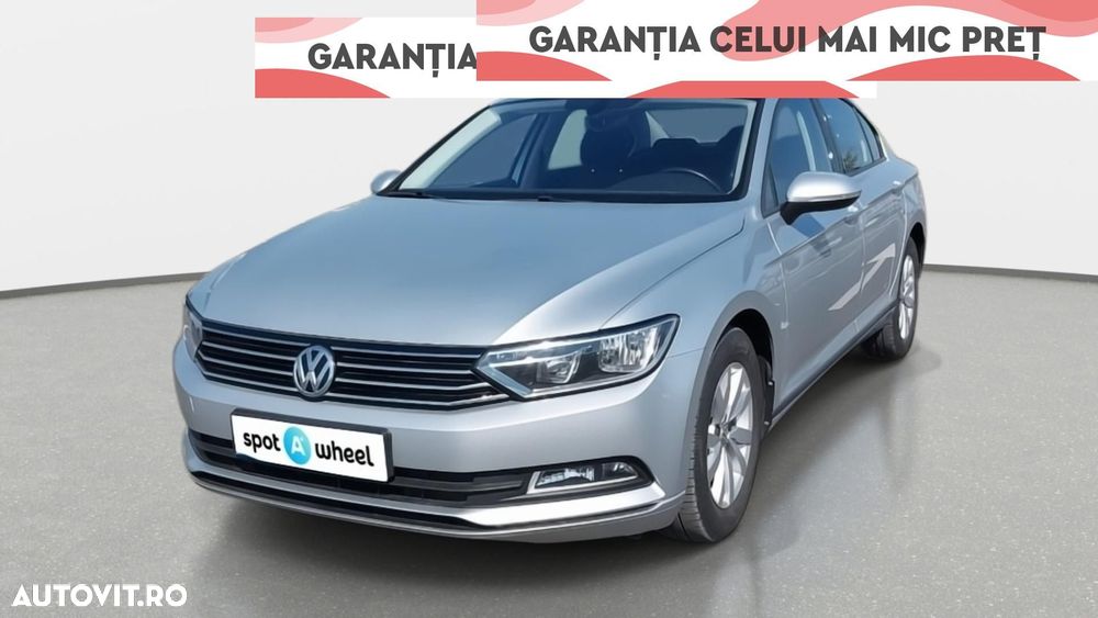 Volkswagen Passat - 2