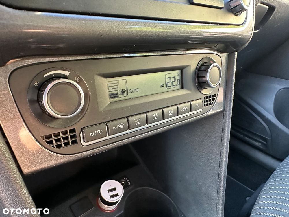 Volkswagen Polo 1.6 TDI Blue Motion Technology Comfortline - 25