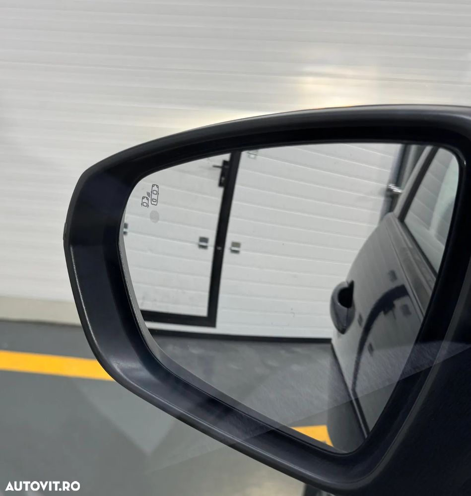 Peugeot 5008 1.5 BlueHDI s&s EAT8 GT-Line - 27