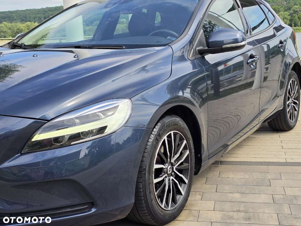 Volvo V40 - 10