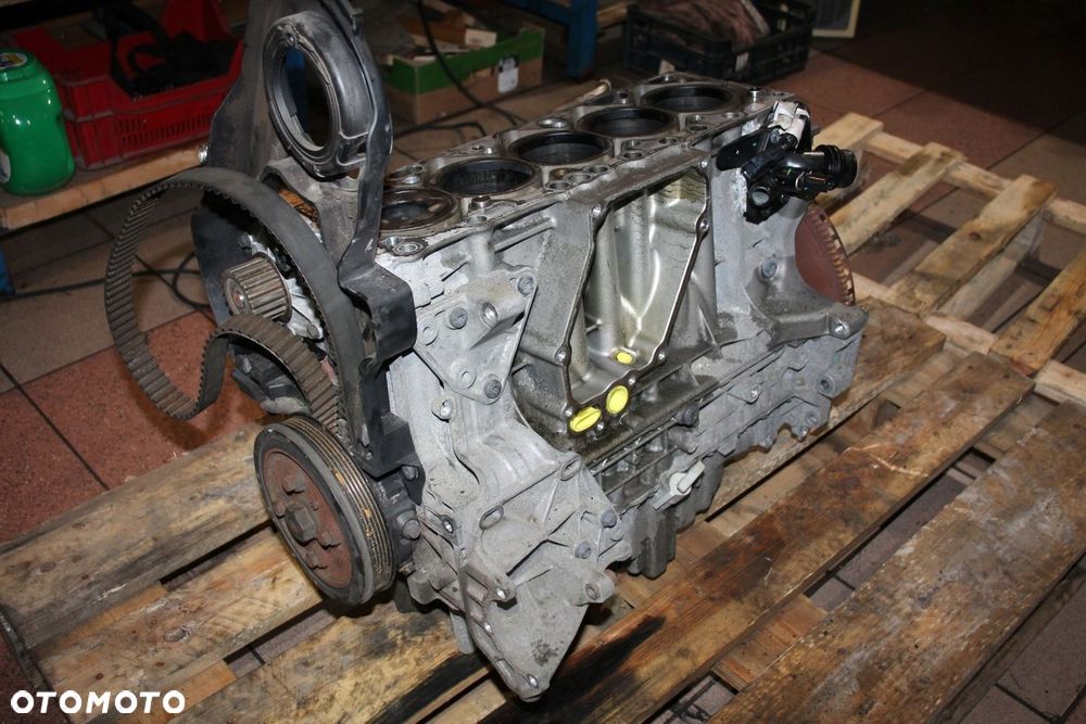 VOLVO V70 S80 XC70 XC60 2.4D/D5 BLOK DÓŁ D5244T14 - 2