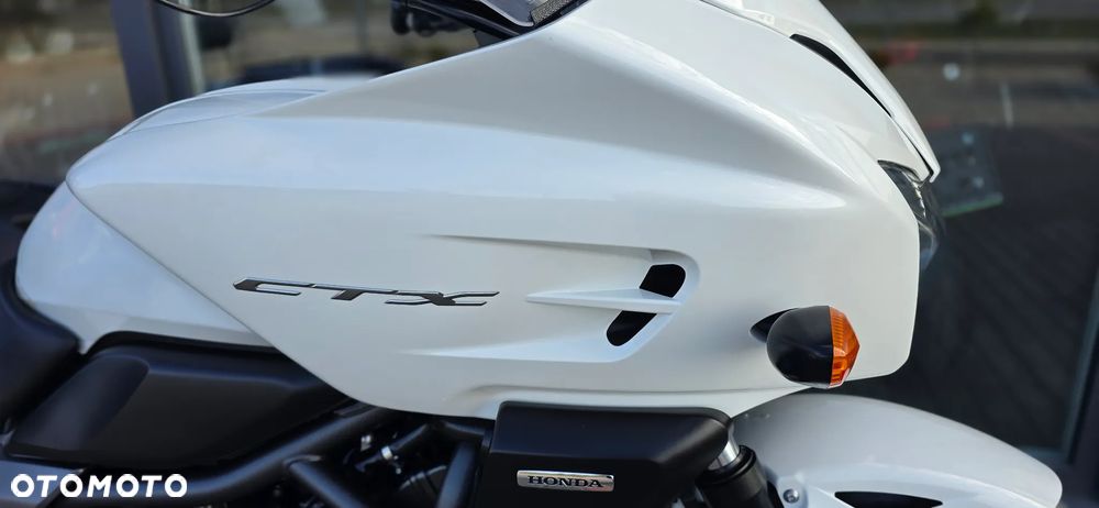 Honda CTX - 12
