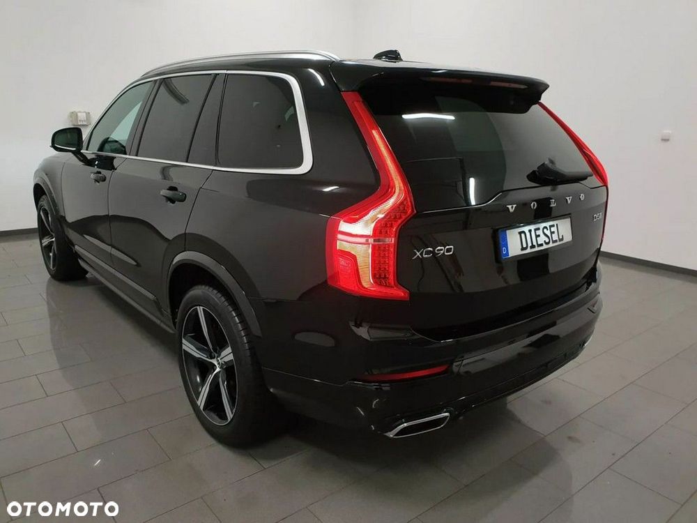 Volvo XC 90 D5 AWD R-Design - 4