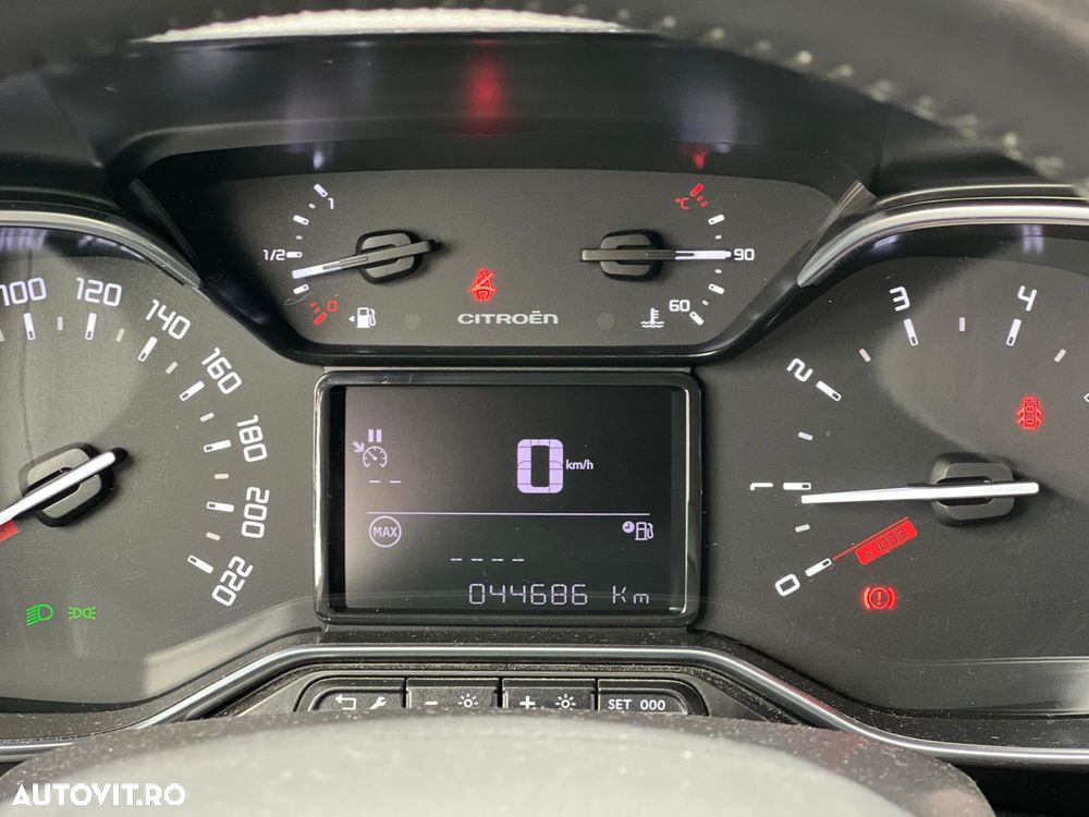Citroën C3 AIRCROSS 1.2 PureTech S&S BVM Shine - 19