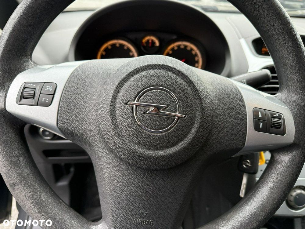 Opel Corsa - 17