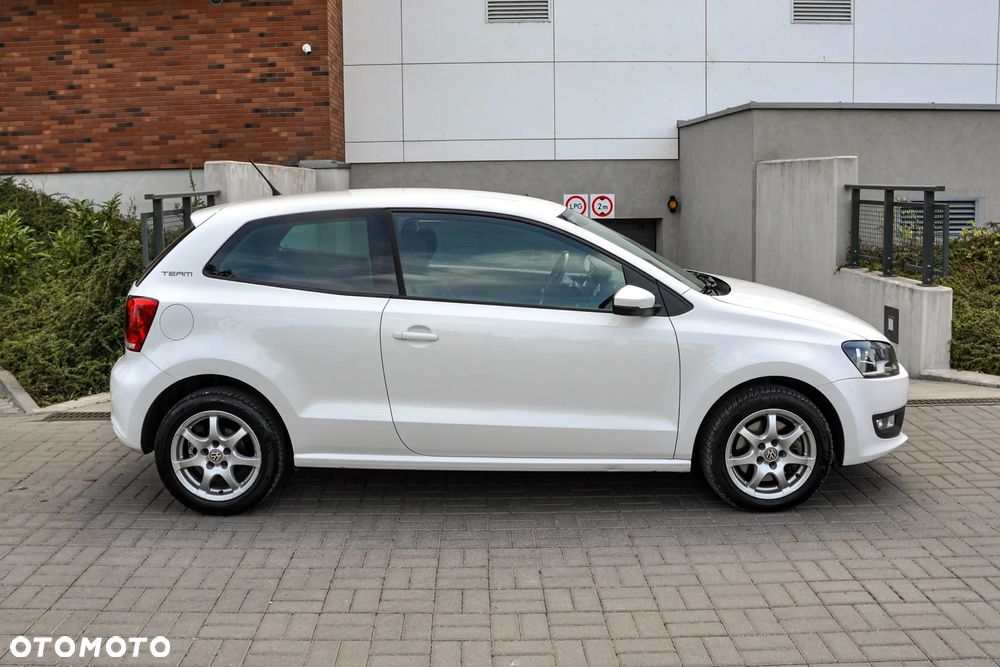 Volkswagen Polo - 5
