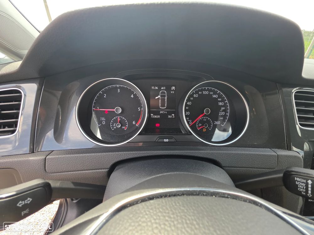 VW Golf Variant 1.6 TDi Confortline - 13