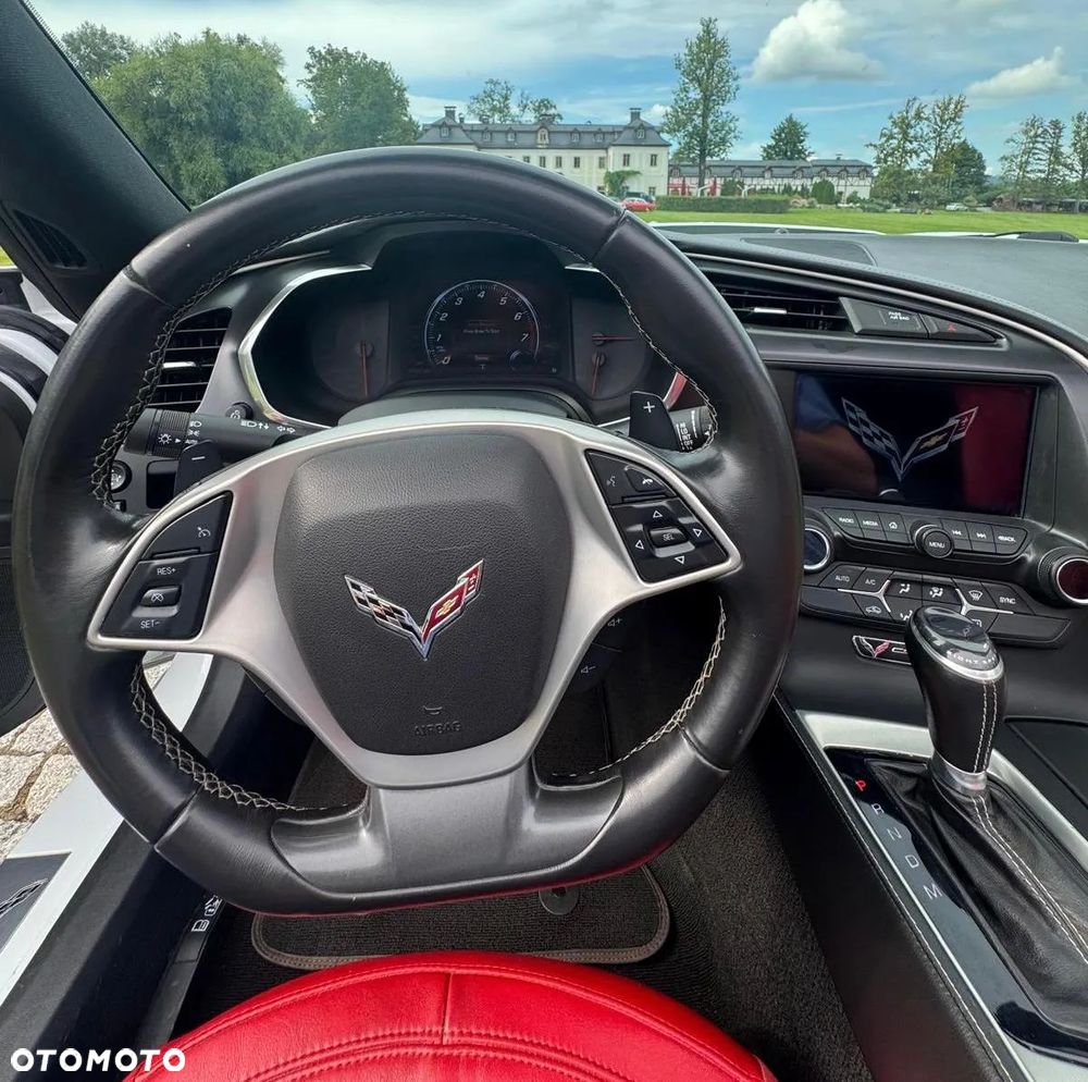 Chevrolet Corvette - 20