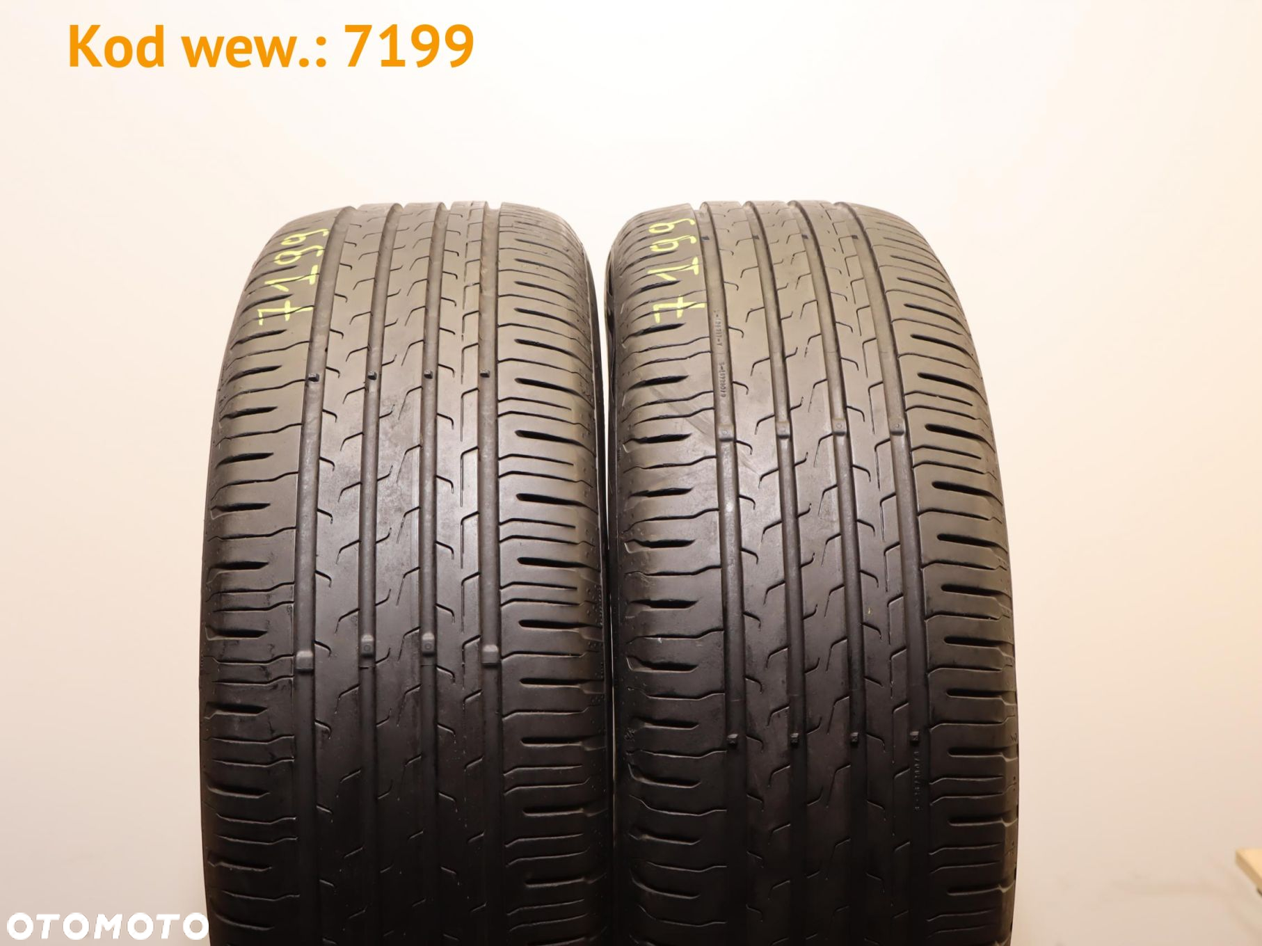 Continental Eco Contact 6 - 215/55 R17 - 2
