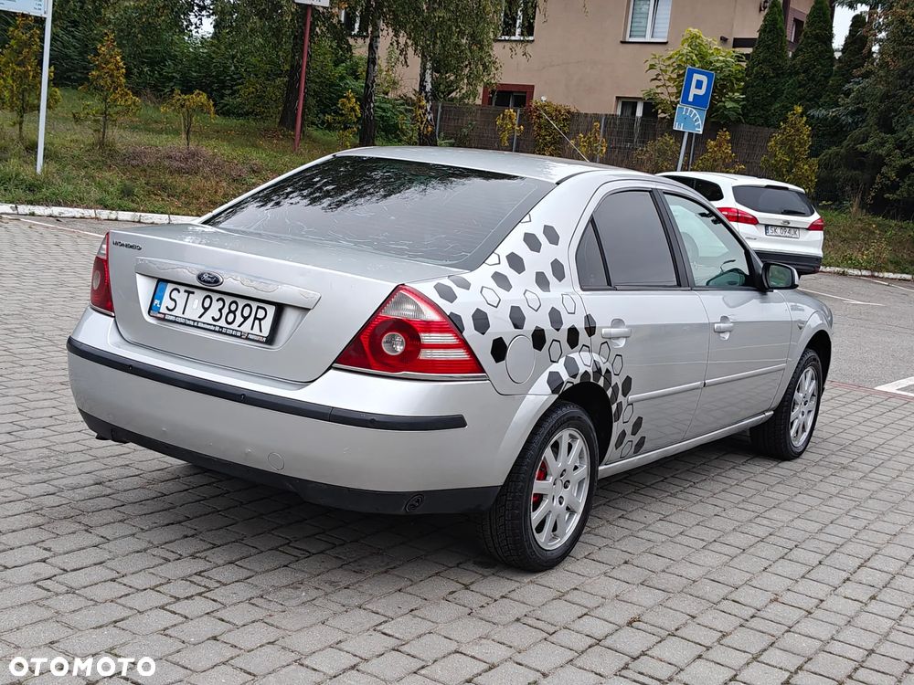 Ford Mondeo 2.0 Ghia X100 / X - 15