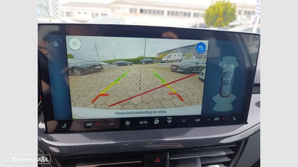 Ford Focus 1.0 EcoBoost MHEV ST-Line X - 12