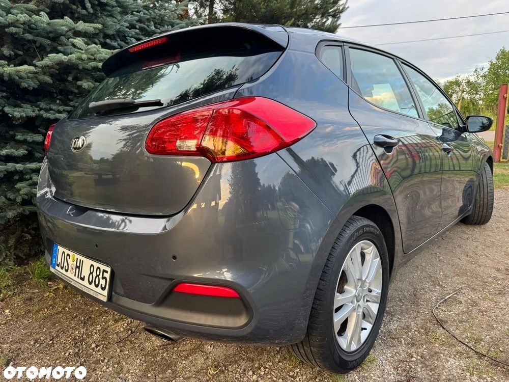 Kia Ceed - 4