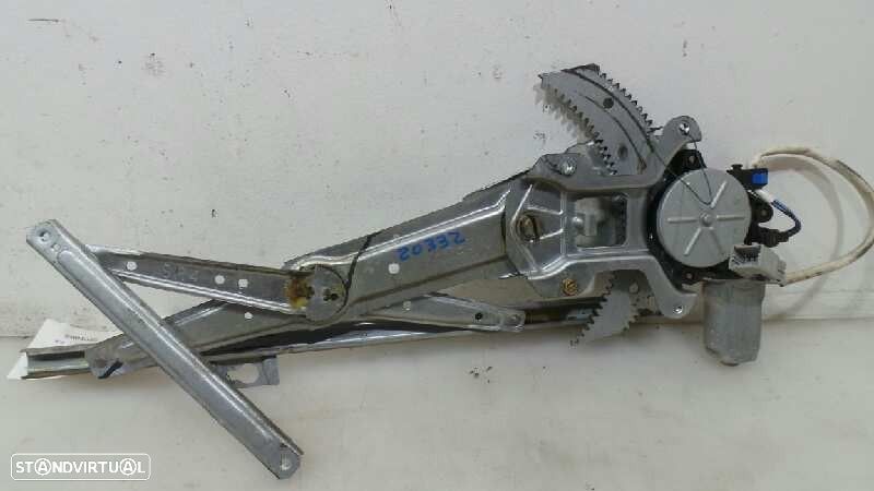 ELEVADOR DE VIDRO FRONTAL DIREITO HONDA HR-V 2000 - 4