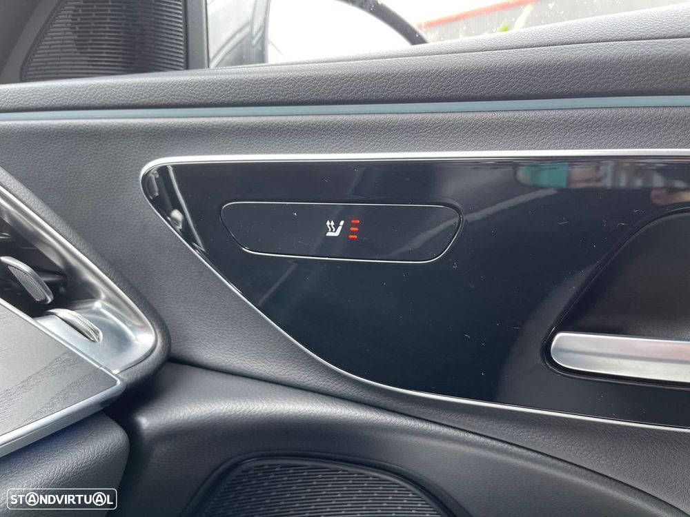 Mercedes-Benz E 300 de - 22