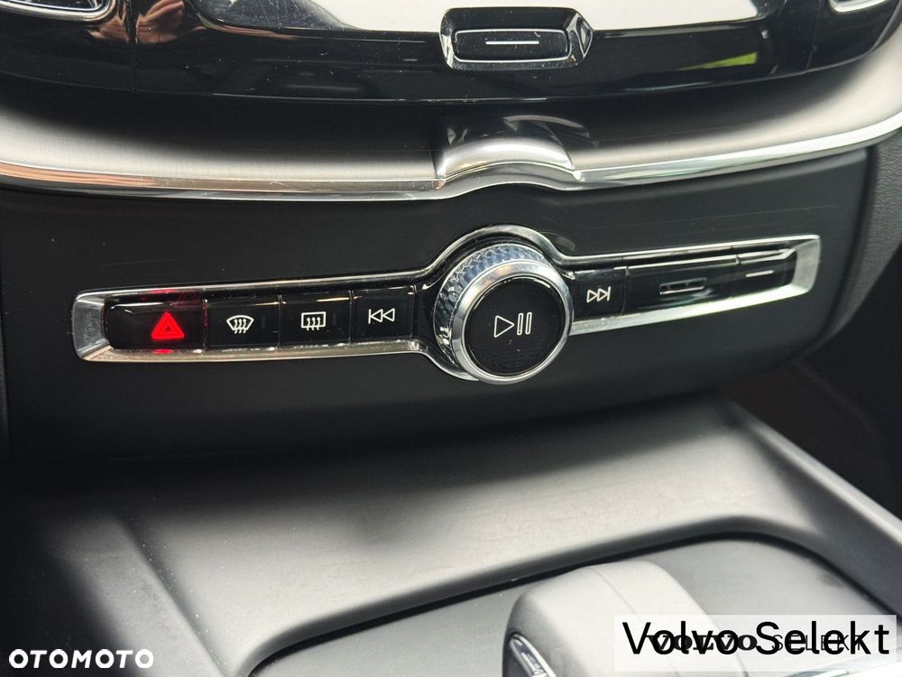 Volvo XC 60 - 18