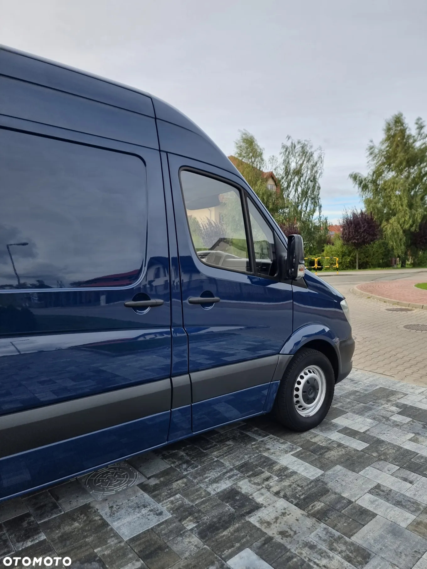 Mercedes-Benz Sprinter - 9