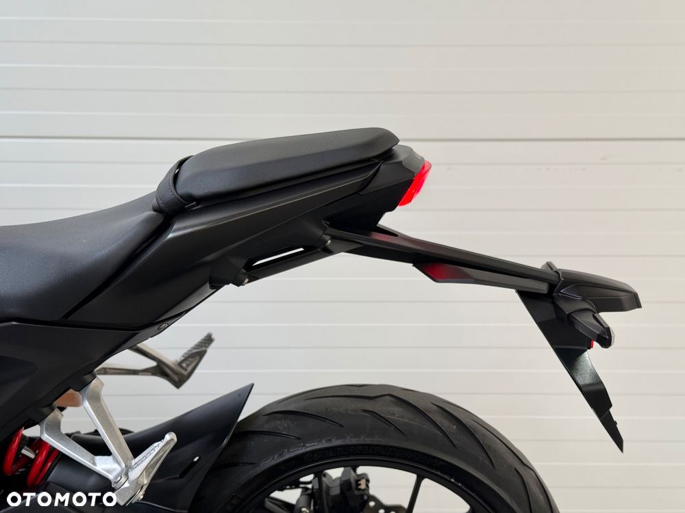 Honda CB - 33