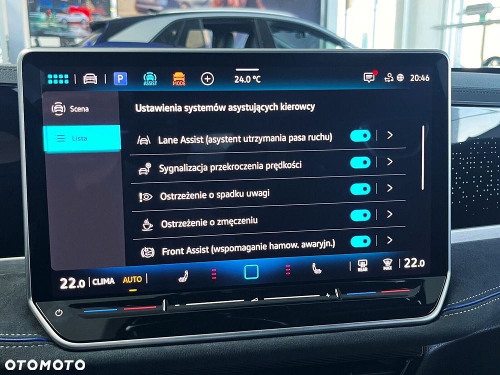 Volkswagen Passat Variant 2.0 TDI SCR R-Line Plus DSG - 17