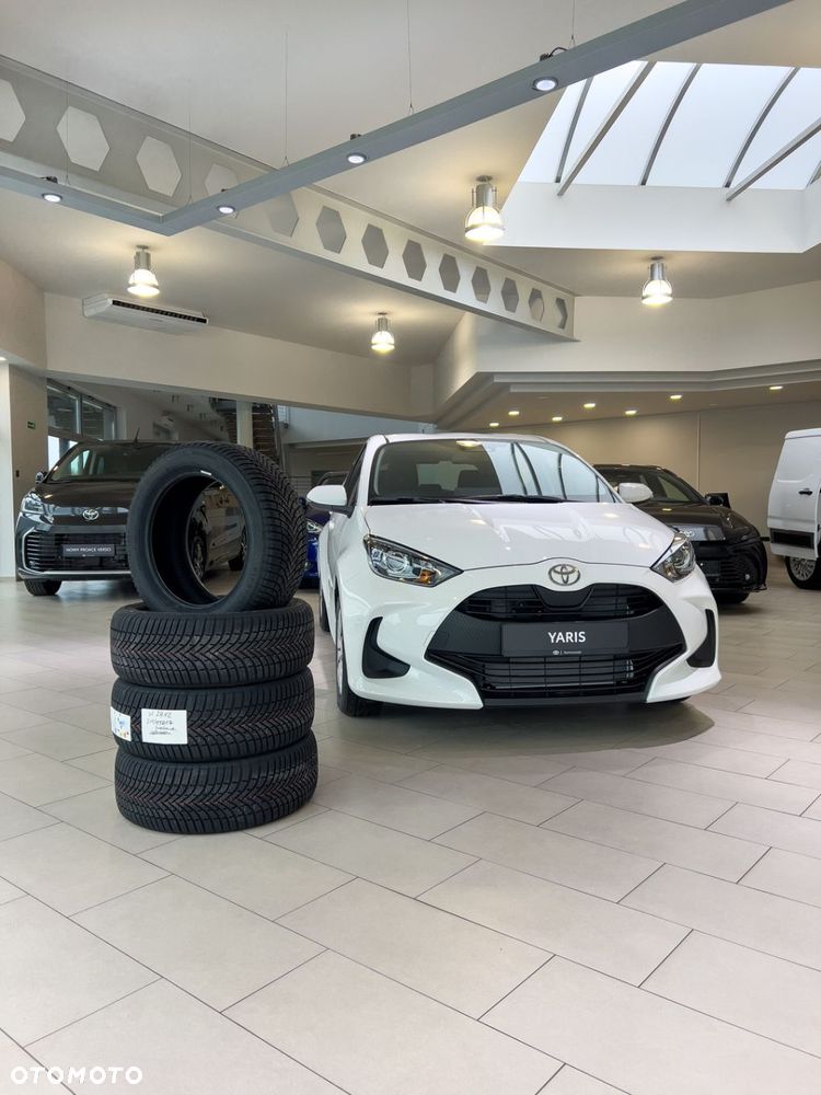Toyota Yaris - 2