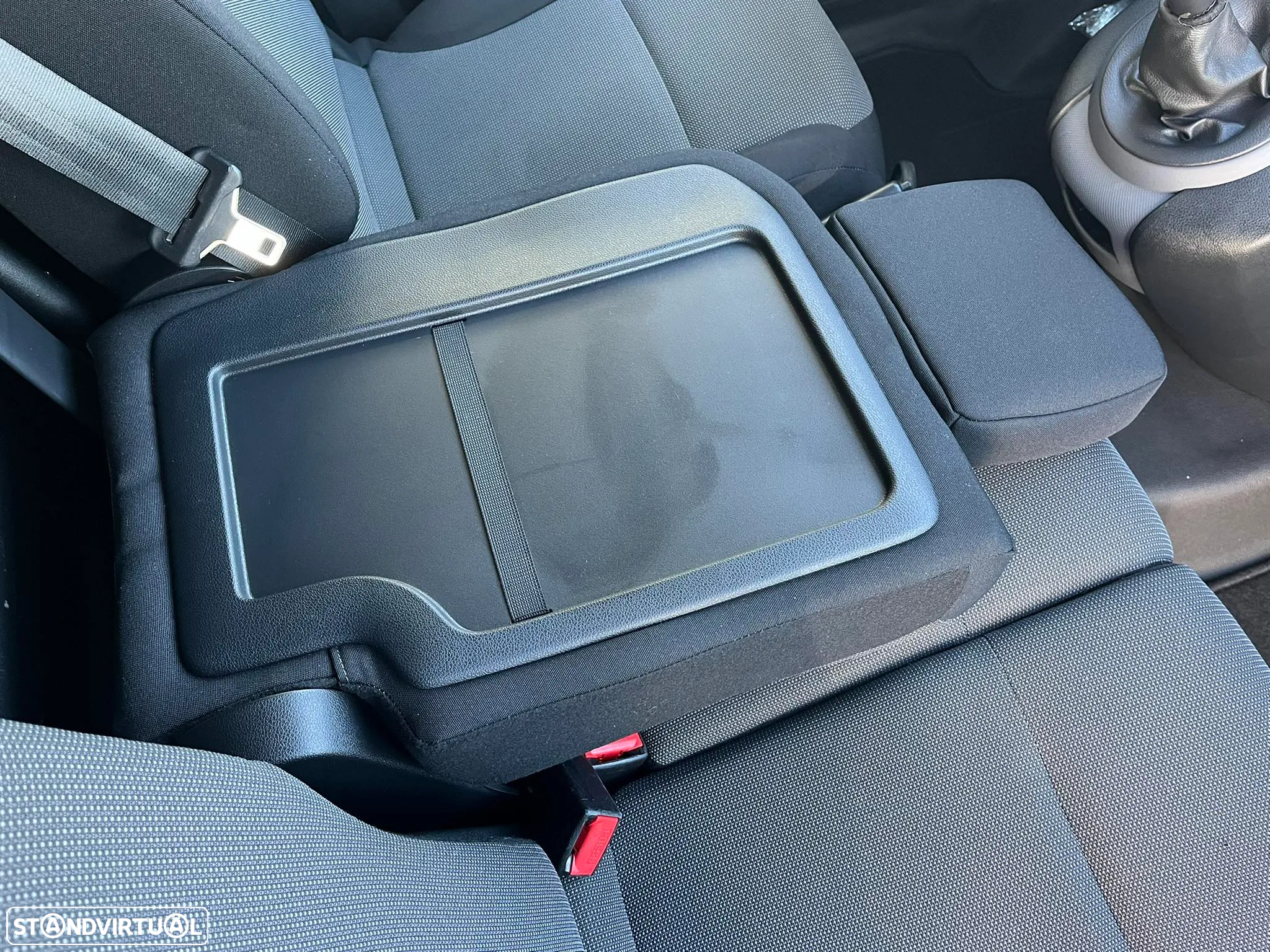 Citroën Berlingo L2 1.6 BlueHDi 100cv - 21