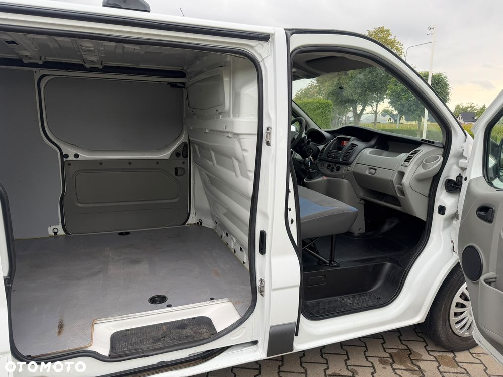 Renault Trafic - 22