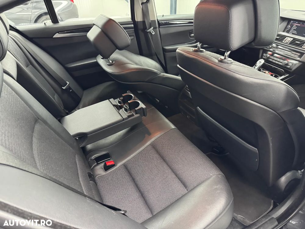 BMW Seria 5 520d Aut. - 17