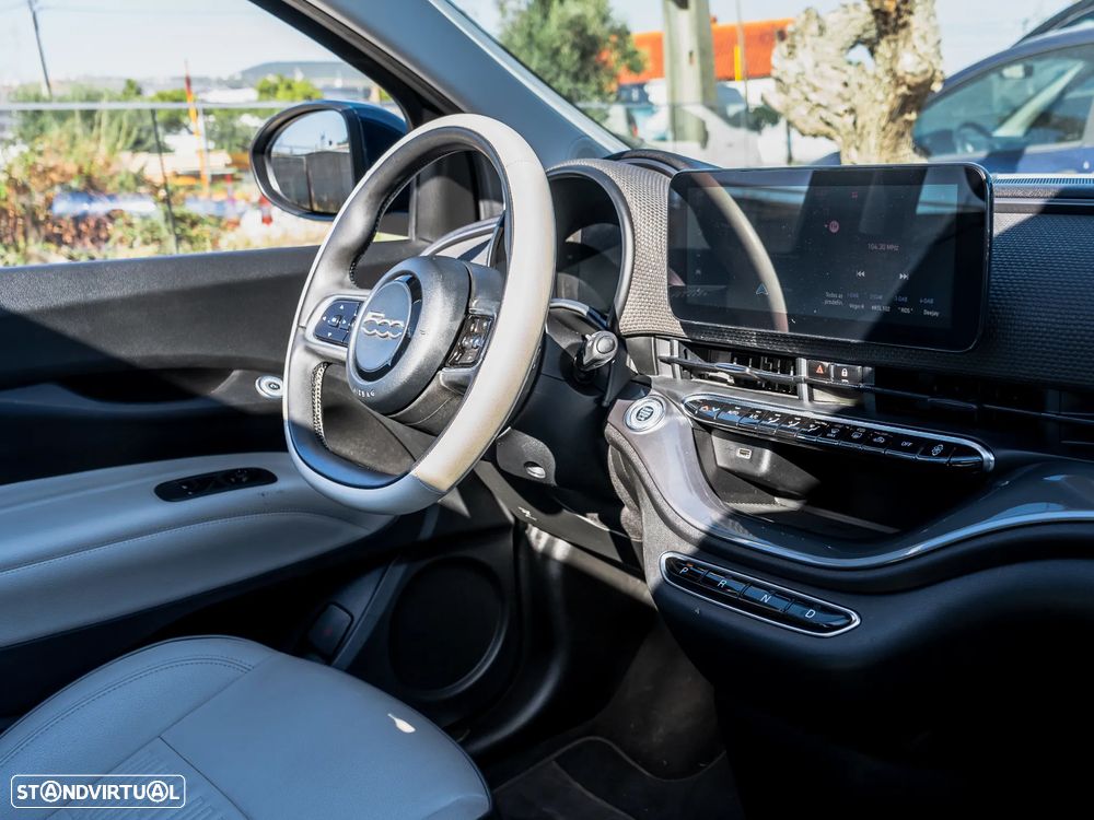 Fiat 500e C La Prima - 9