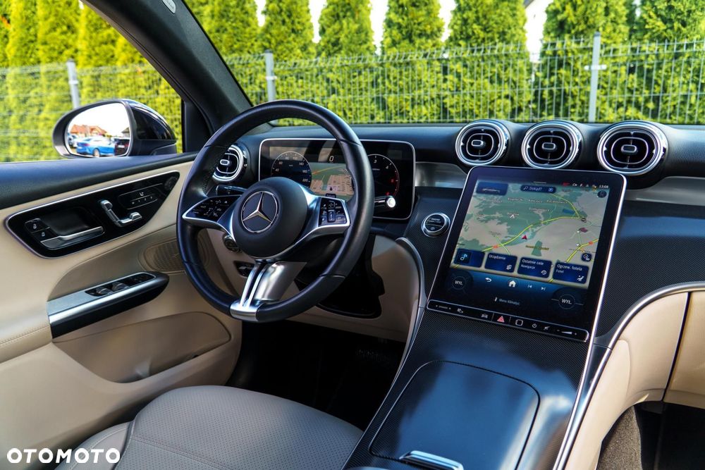 Mercedes-Benz GLC - 17