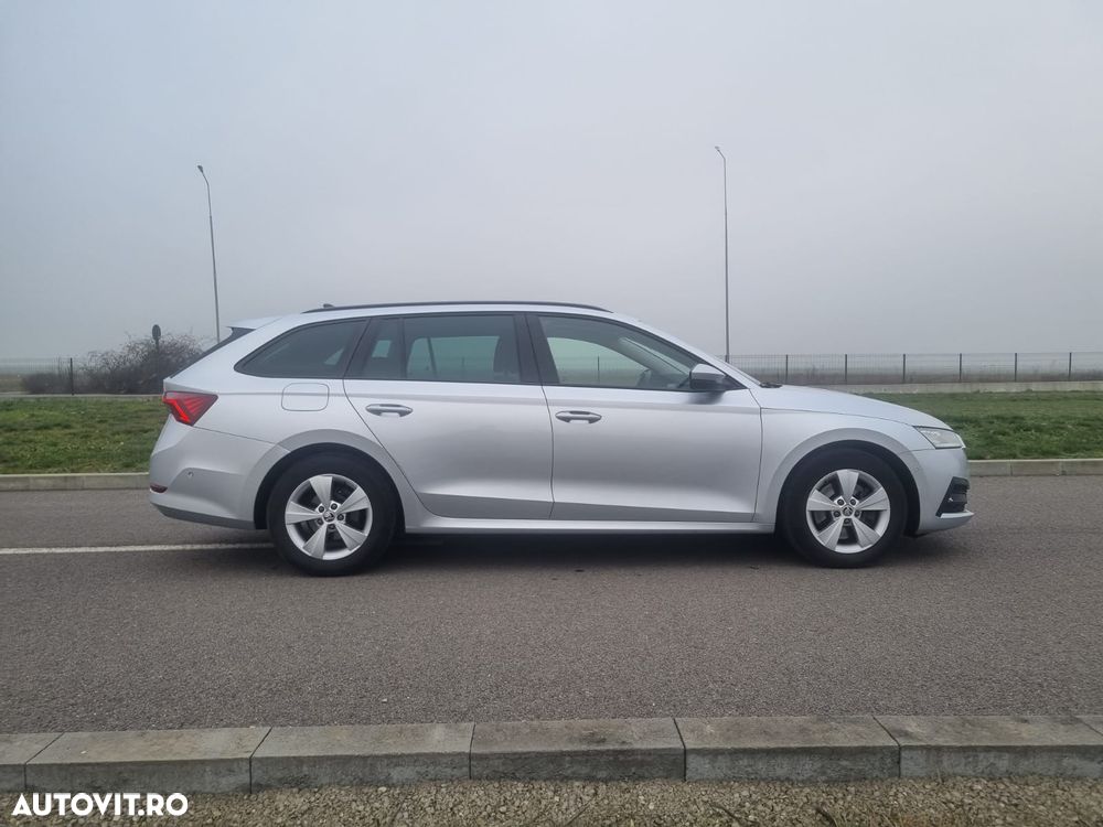 Skoda Octavia Combi Diesel 2.0 TDI DSG Ambition - 12