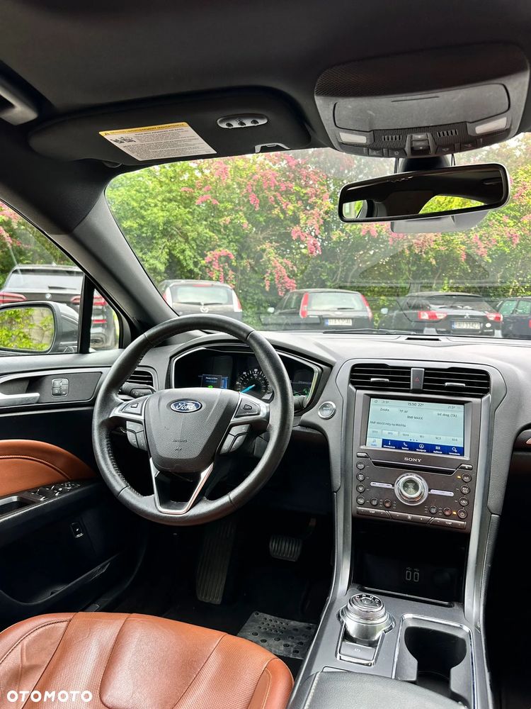 Ford Mondeo 2.0 Hybrid Titanium GPF - 18