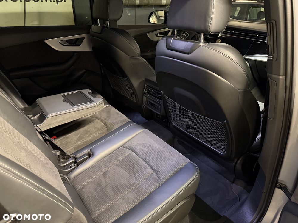 Audi Q7 60 TFSI e Quattro tiptronic S line - 25