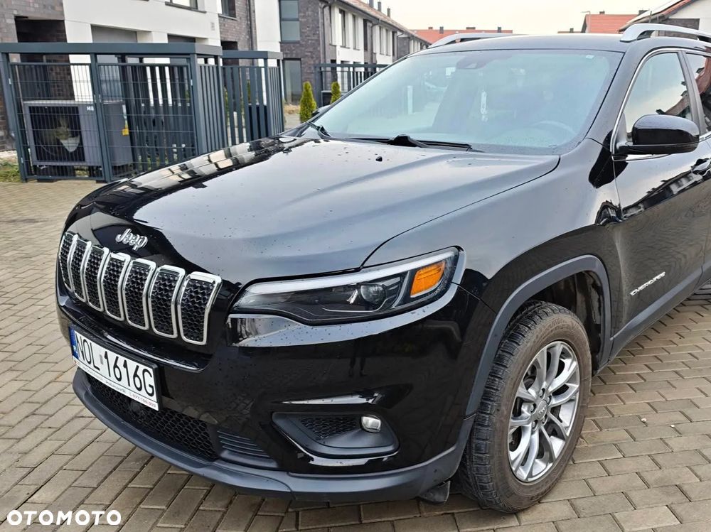 Jeep Cherokee - 1