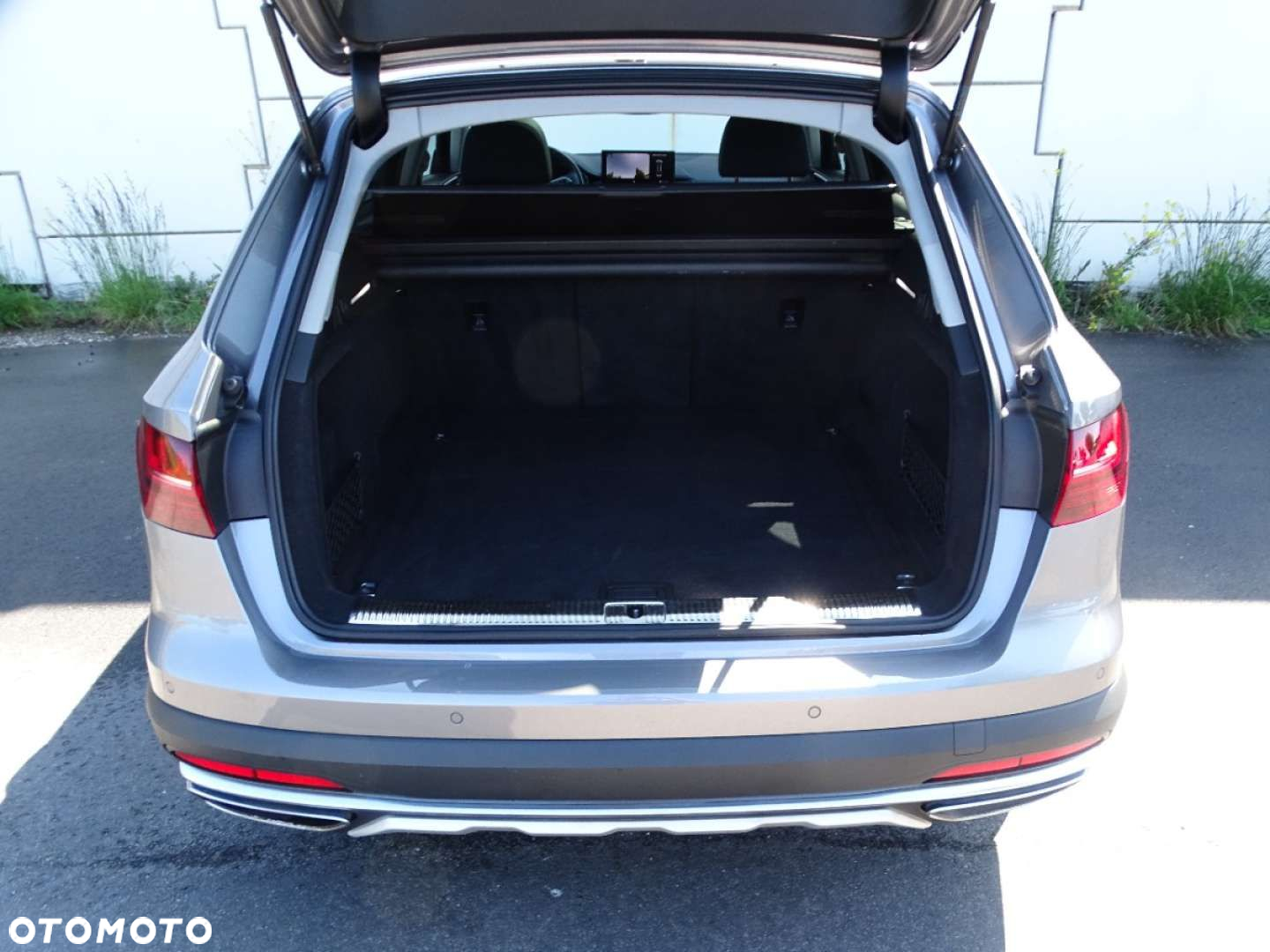 Audi A4 Allroad - 30