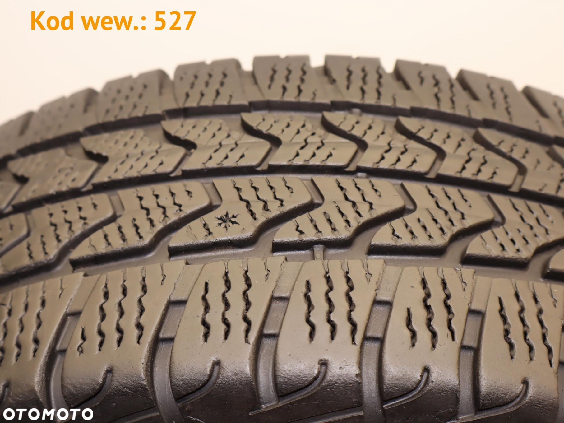 Goodyear CARGO ULTRA GRIP - 215/65 R15C - 7
