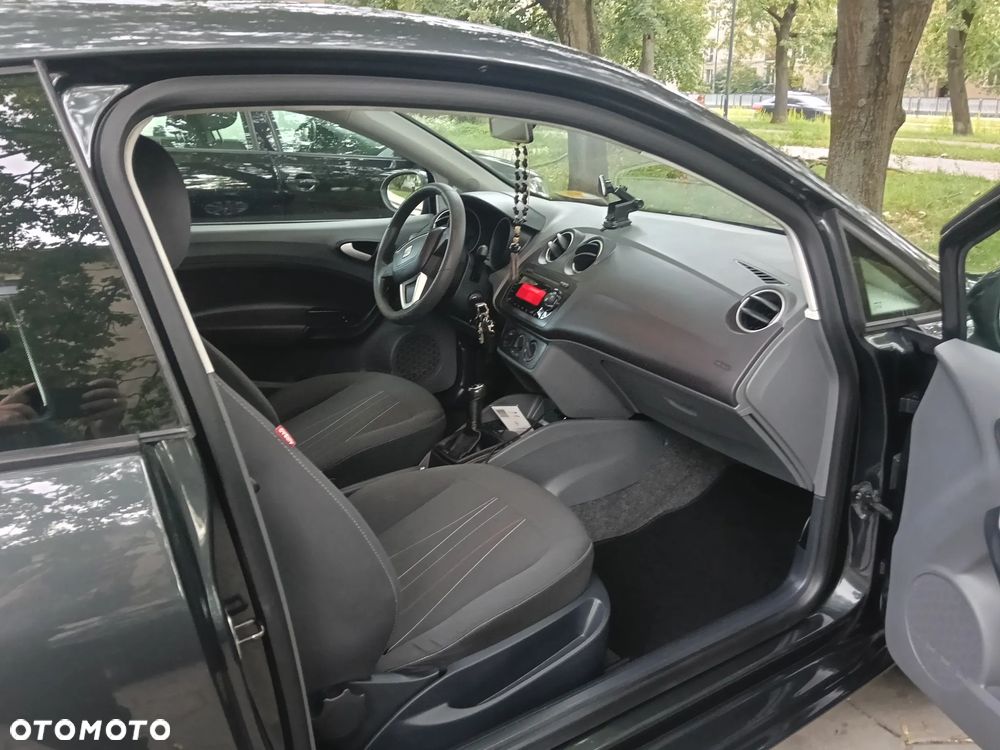 Seat Ibiza SC 1.4 16V Style - 22