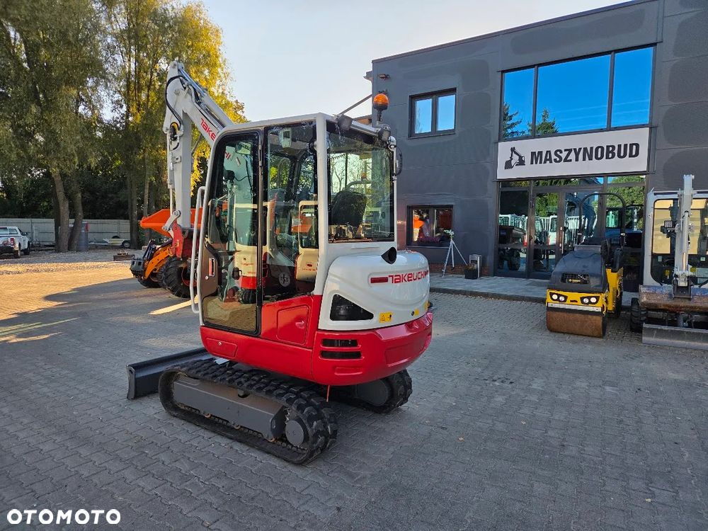 Takeuchi Koparka Gąsienicowa Takeuchi TB230 + Szybkozłącze Hydrauliczne - 2