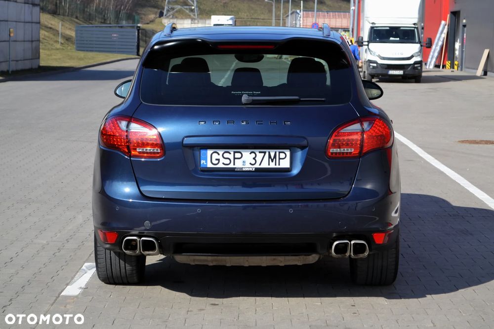 Porsche Cayenne - 30