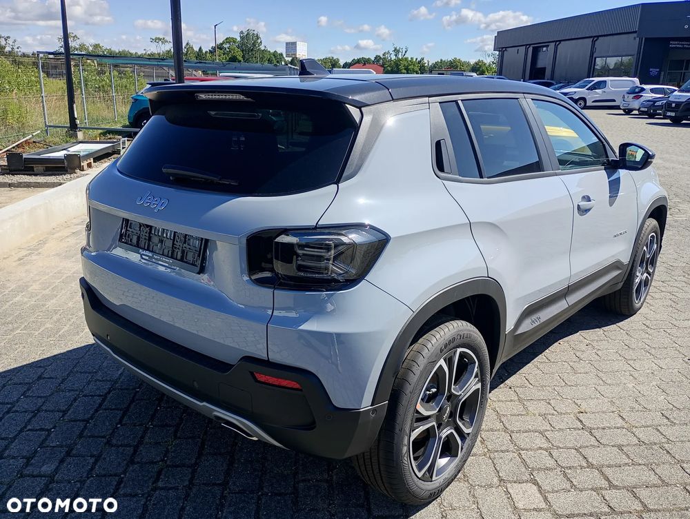 Jeep Avenger ver-1-2-t3-mhev-summit-fwd-edct6 - 4