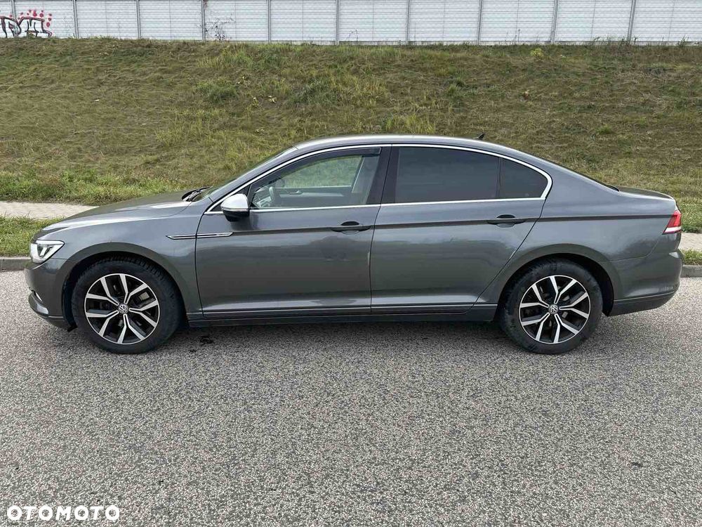 Volkswagen Passat 1.6 TDI (BlueMotion Technology) DSG Trendline - 4